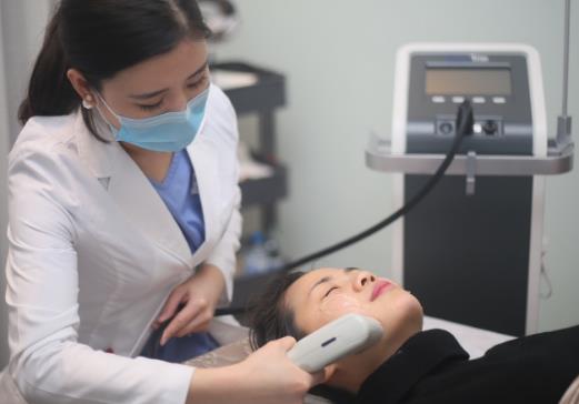 ����������Ч������ά�ֶ��