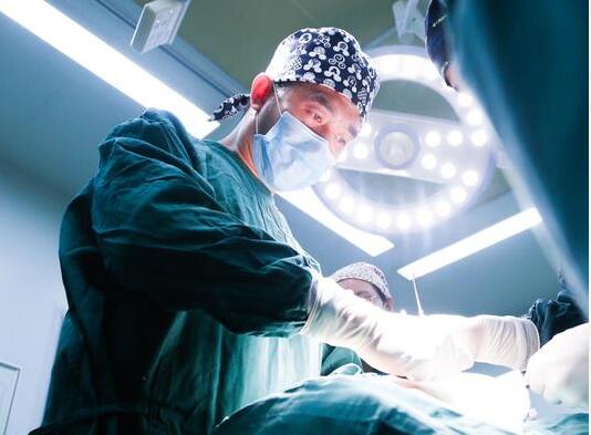 �����ν�������Ǻ������κ�ХԺ����������������