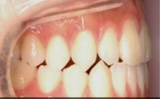 ���ݽ���������һ���º�չʾ�����ŵ�Ц��