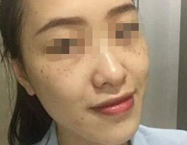 ������ȸ�����ұ�ɳ����޵д���Ů