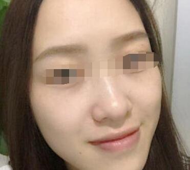 ������ȸ�����ұ�ɳ����޵д���Ů