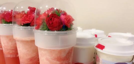 �����鵱�� ��ů���ɡ������i���Ǿٰ���һ�����ڲ�ͬ������ɳ��