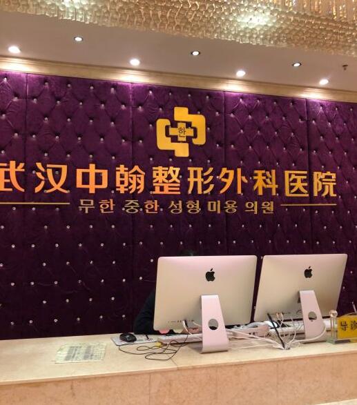 �人�к����κ�����Ԫ�Ŀڱ�ҽԺ�Ա�
