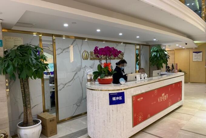 �人�к����κ�����Ԫ�Ŀڱ�ҽԺ�Ա�